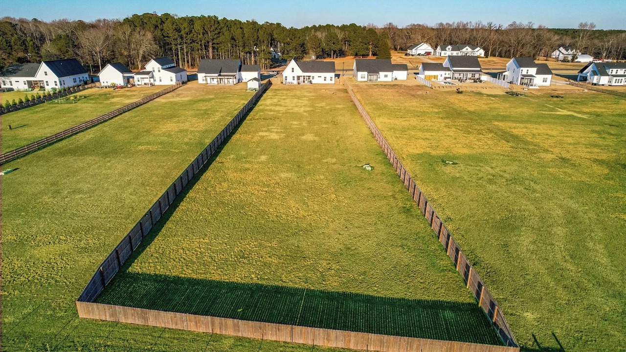 Photo of Outdoor in Clayton