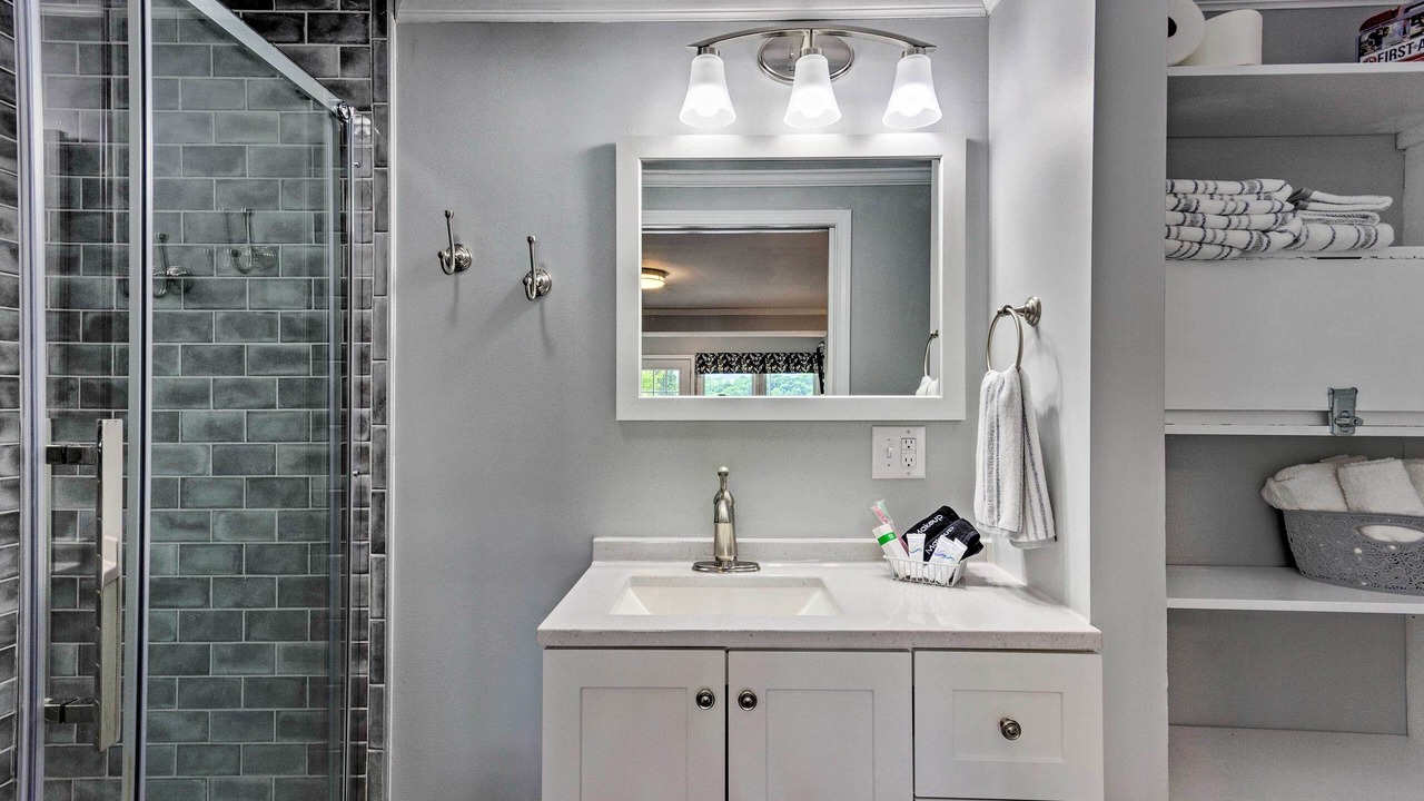 Photo of Bathroom in Lake Junaluska
