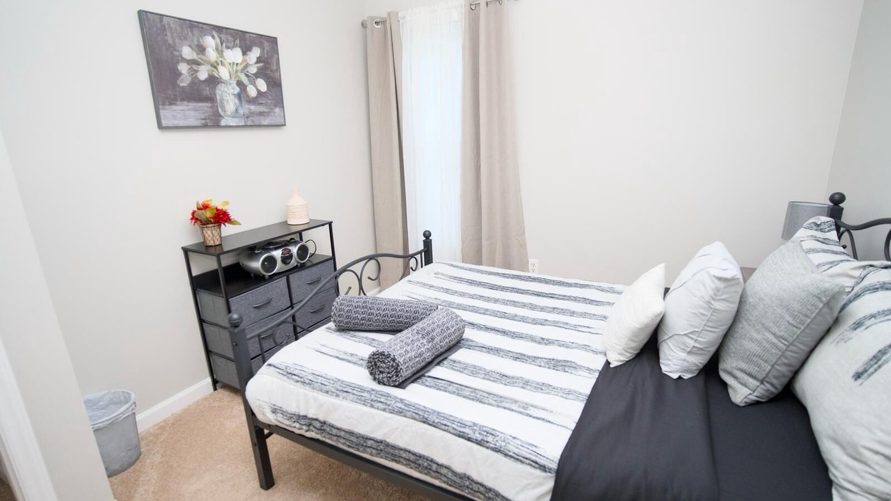 Photo of Bedroom in Southeast Raleigh
