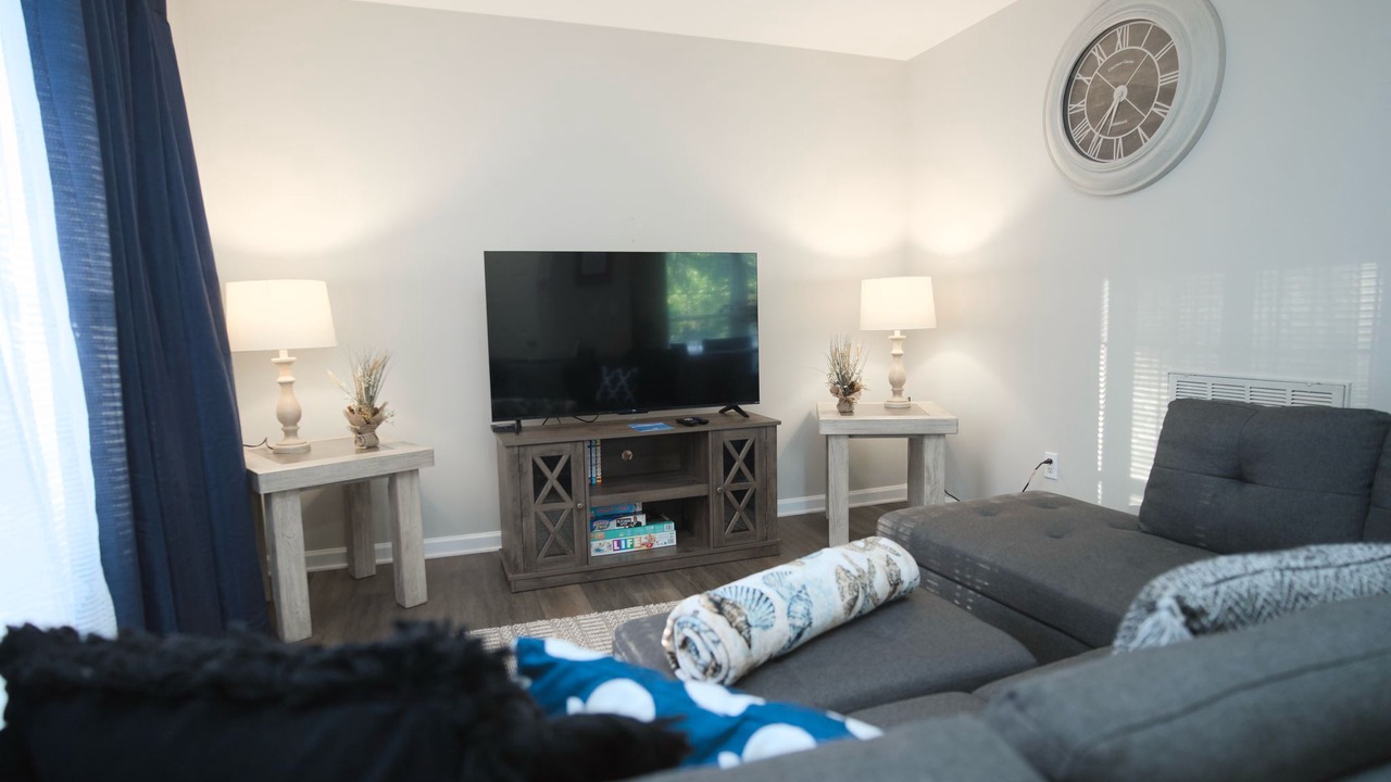 Photo of Livingroom in Southeast Raleigh