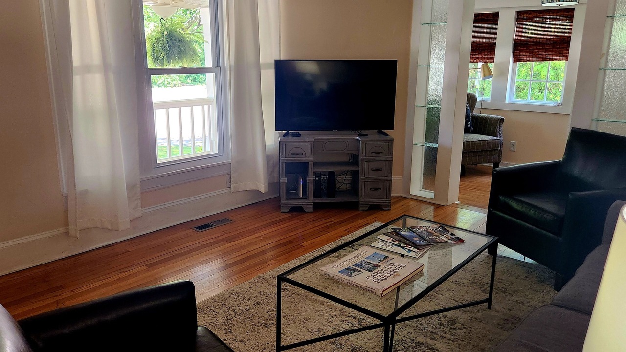 Photo of Livingroom in Cary