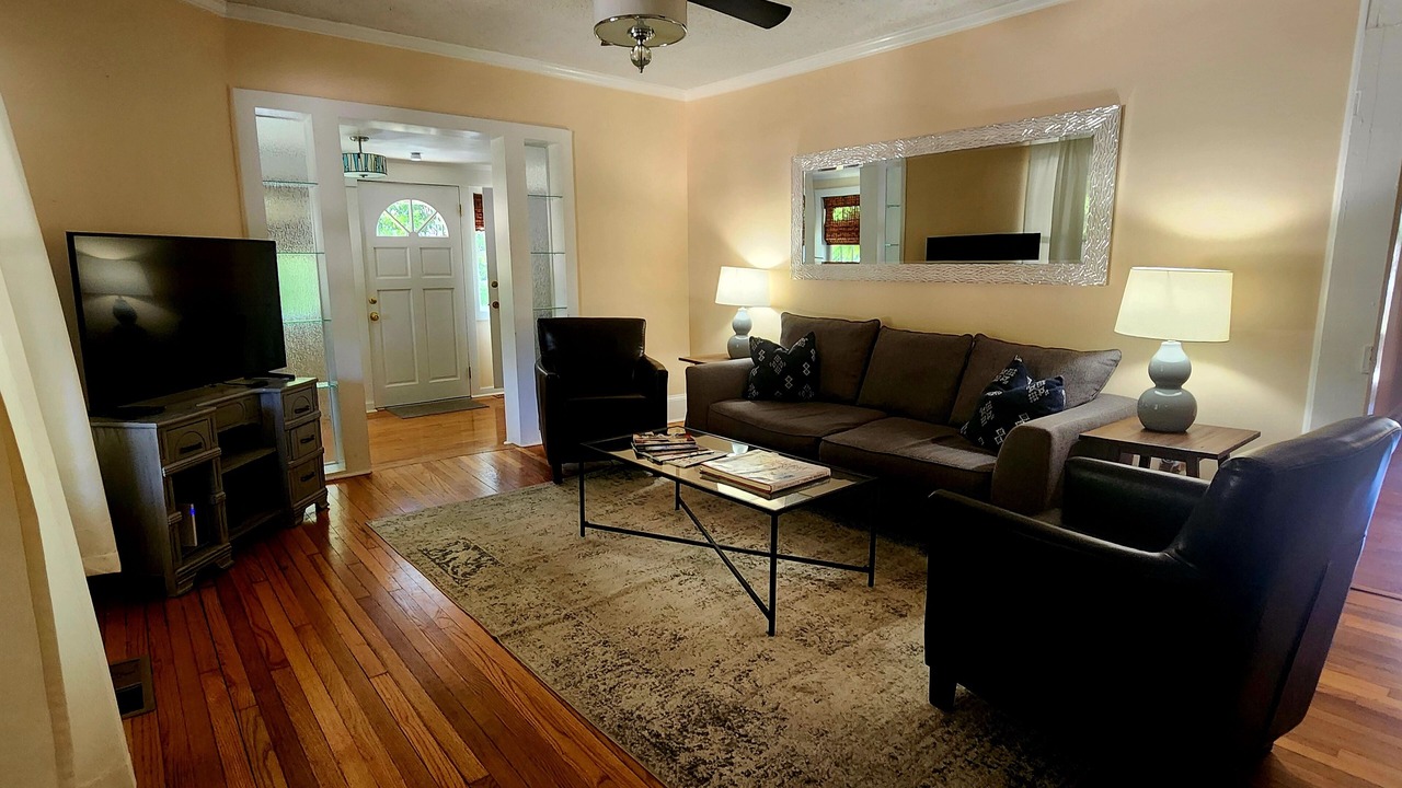 Photo of Livingroom in Cary