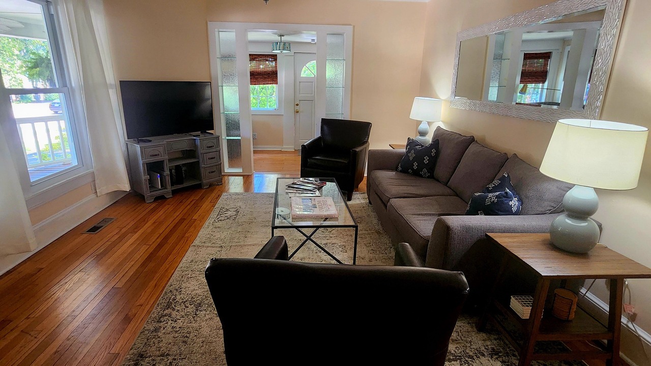 Photo of Livingroom in Cary