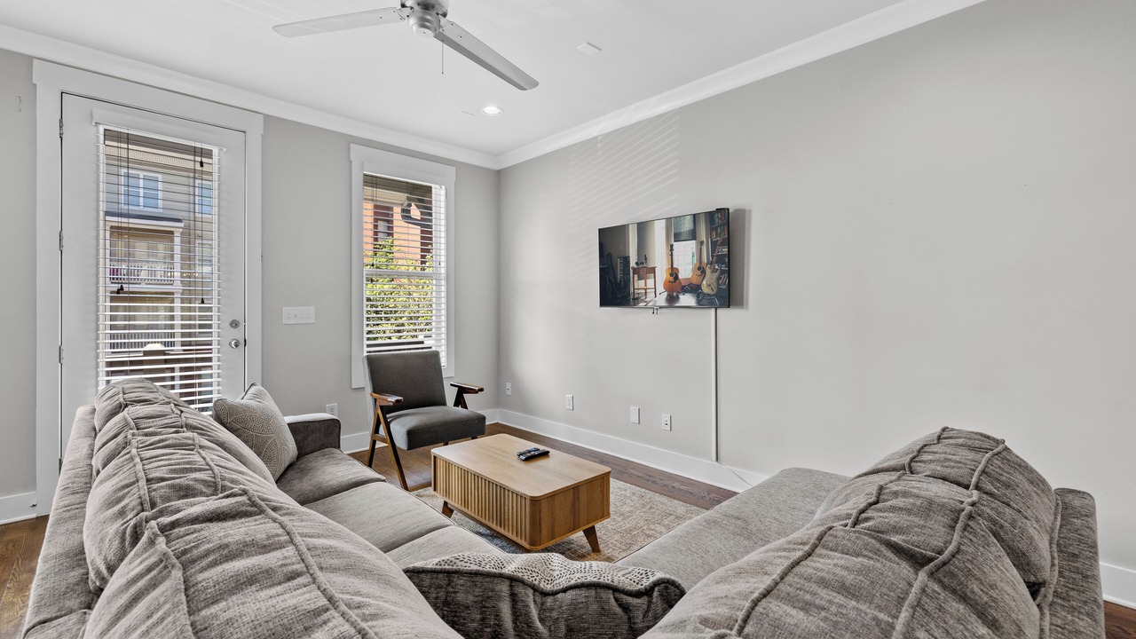 Photo of Livingroom in Eighth Avenue