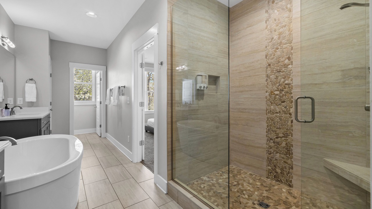 Photo of Bathroom in Eighth Avenue