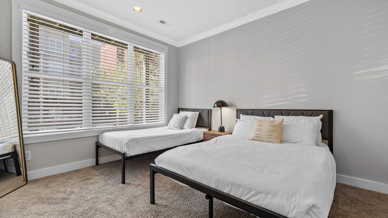 Photo of Bedroom in Eighth Avenue