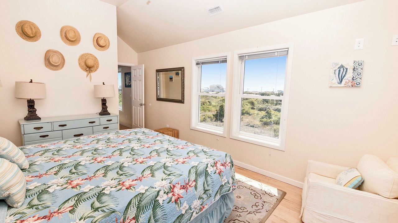 Photo of Bedroom in Carova Beach