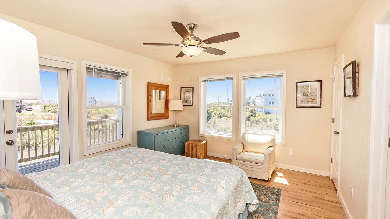 Photo of Bedroom in Carova Beach