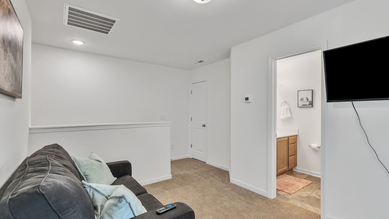 Photo of Livingroom in Greensboro