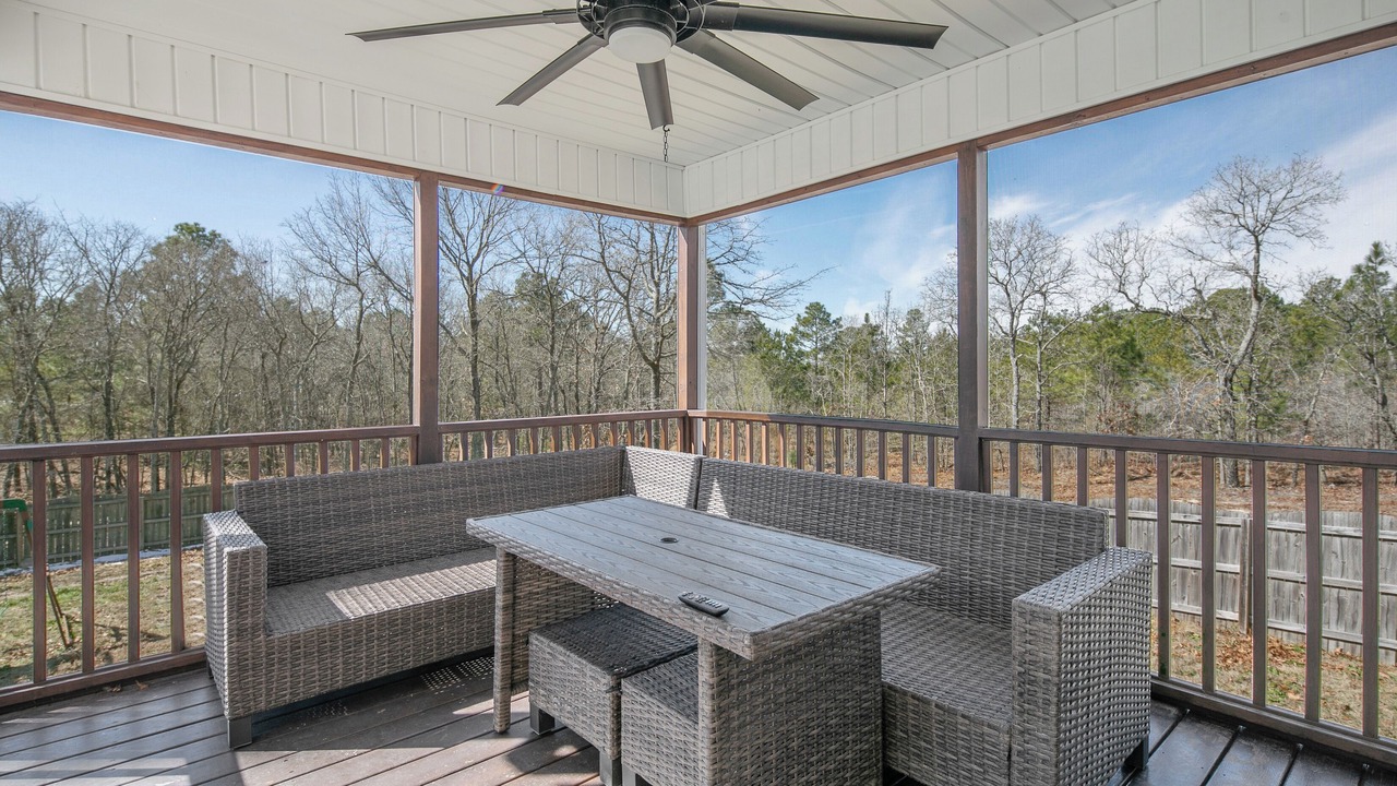 Photo of Outdoor in Olivia
