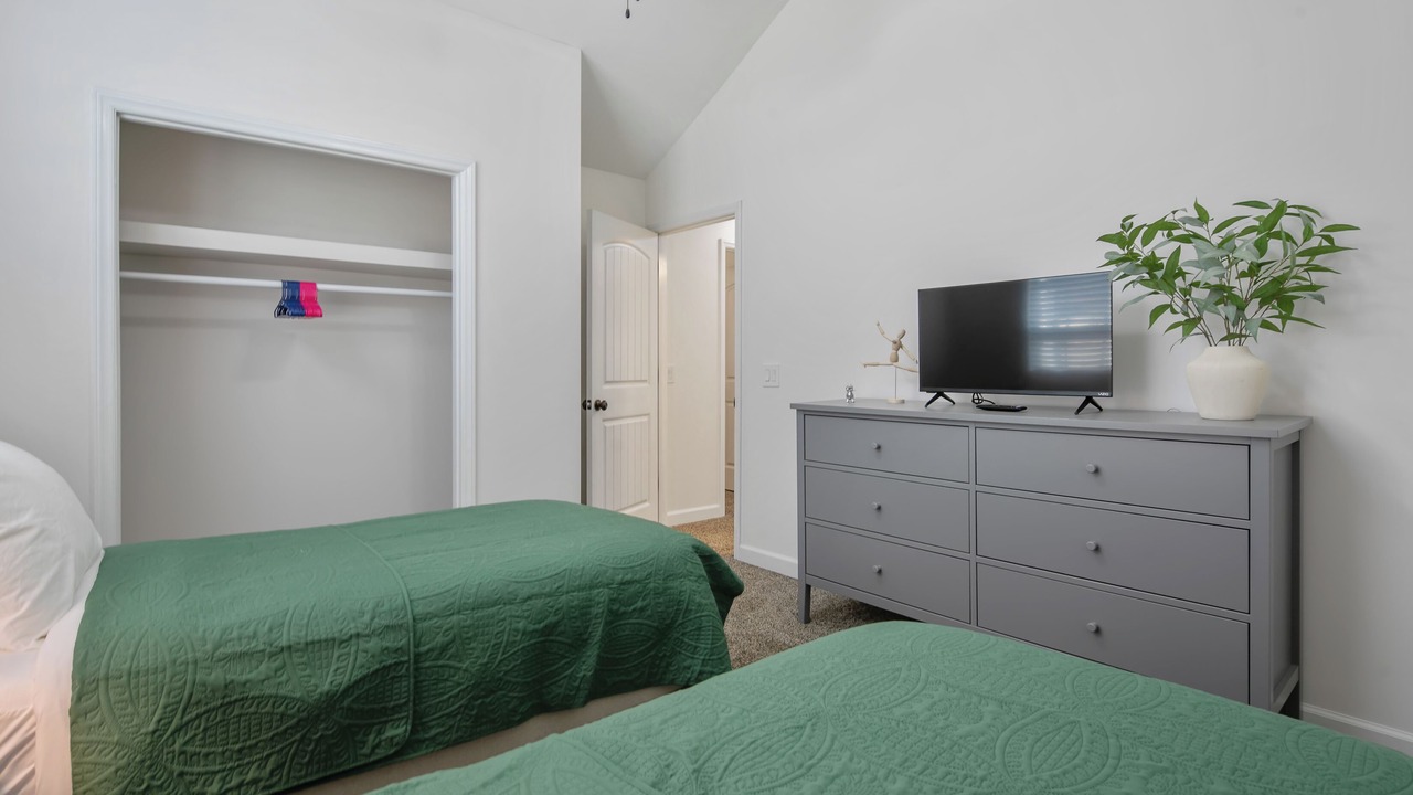 Photo of Bedroom in Olivia