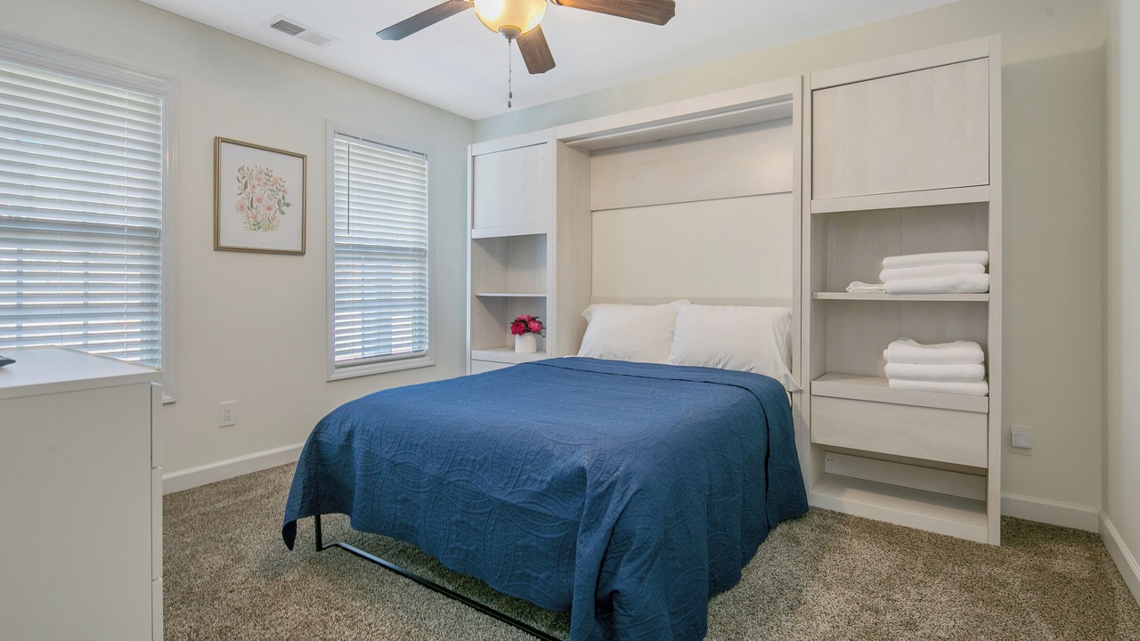 Photo of Bedroom in Olivia