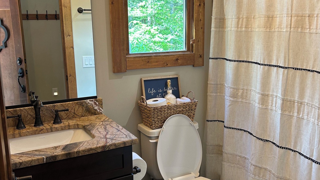 Photo of Bathroom in Nebo