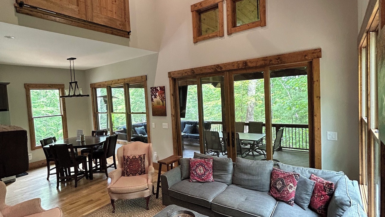 Photo of Livingroom in Nebo
