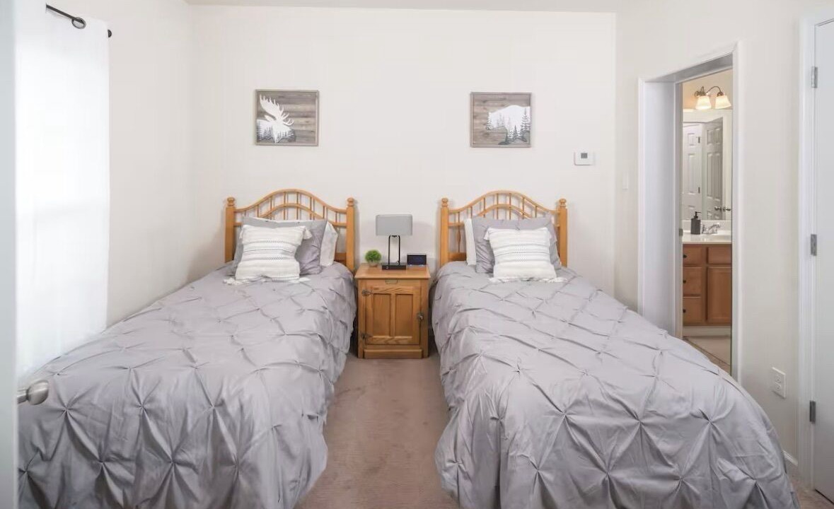Photo of Bedroom in Seven Devils