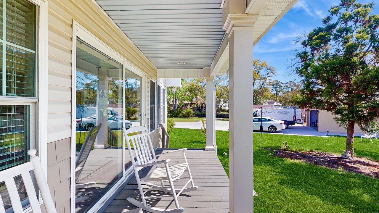 Photo of Patio Balcony in Sea Trail