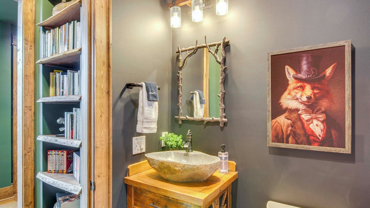 Photo of Bathroom in Glenville