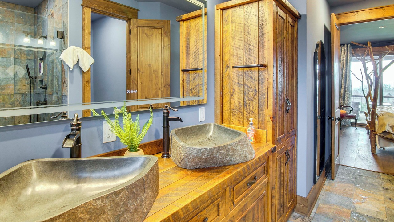 Photo of Bathroom in Glenville