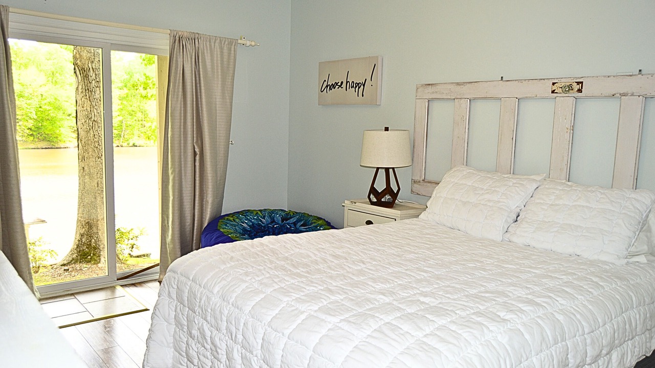 Photo of Bedroom in Semora