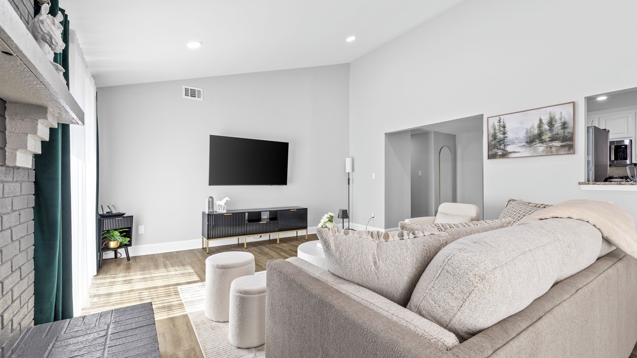 Photo of Livingroom in Charlotte