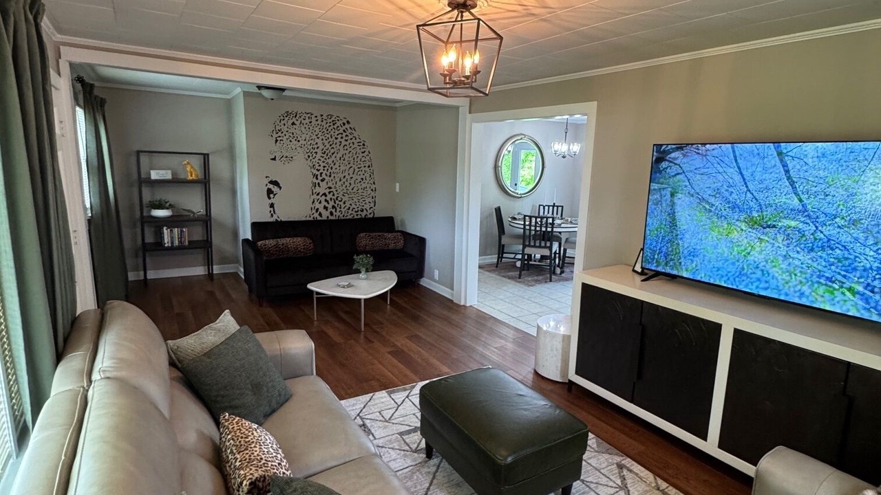 Photo of Livingroom in Hickory