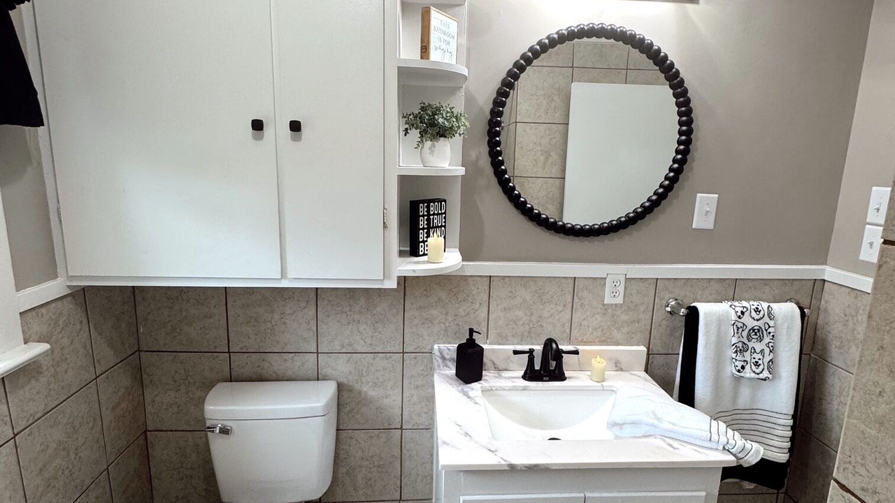 Photo of Bathroom in Hickory