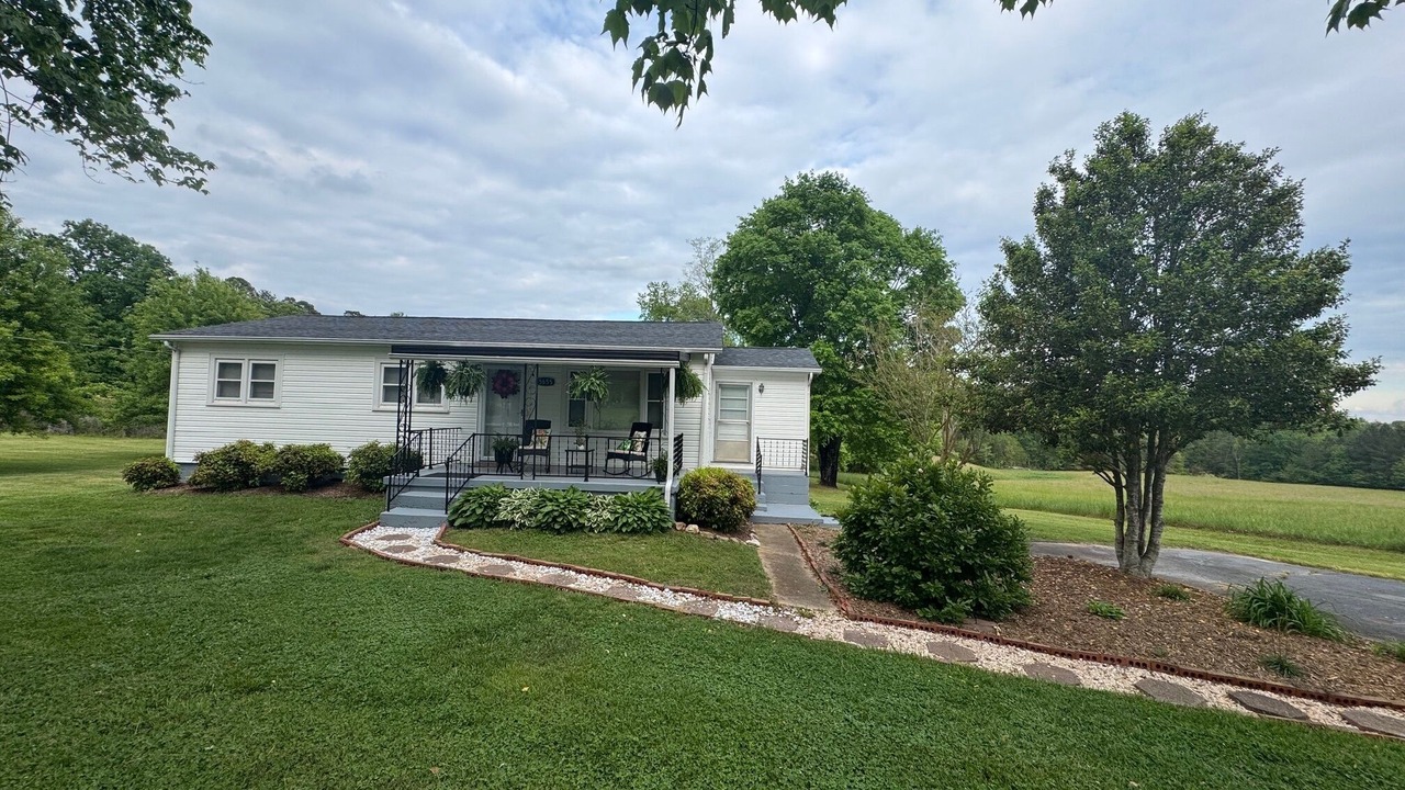 Photo of Outdoor in Hickory
