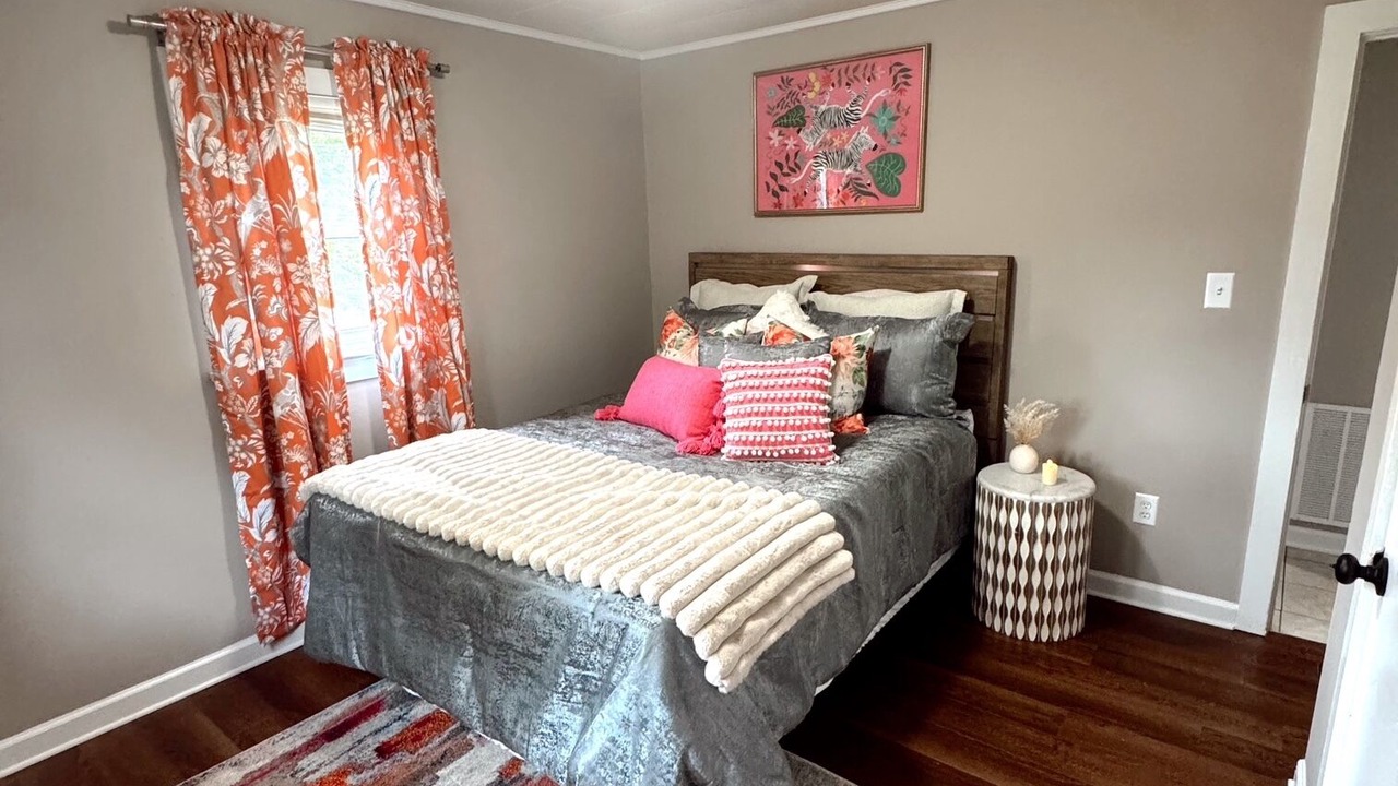 Photo of Bedroom in Hickory
