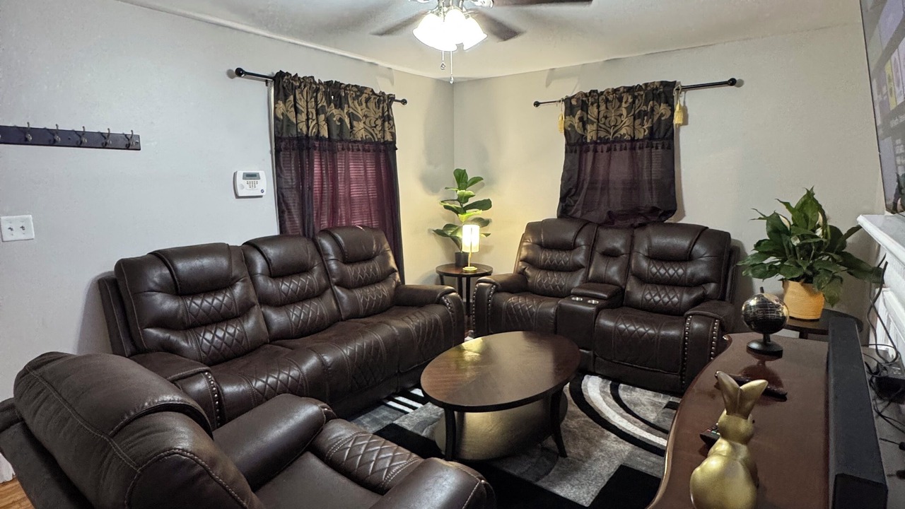 Photo of Livingroom in Greensboro
