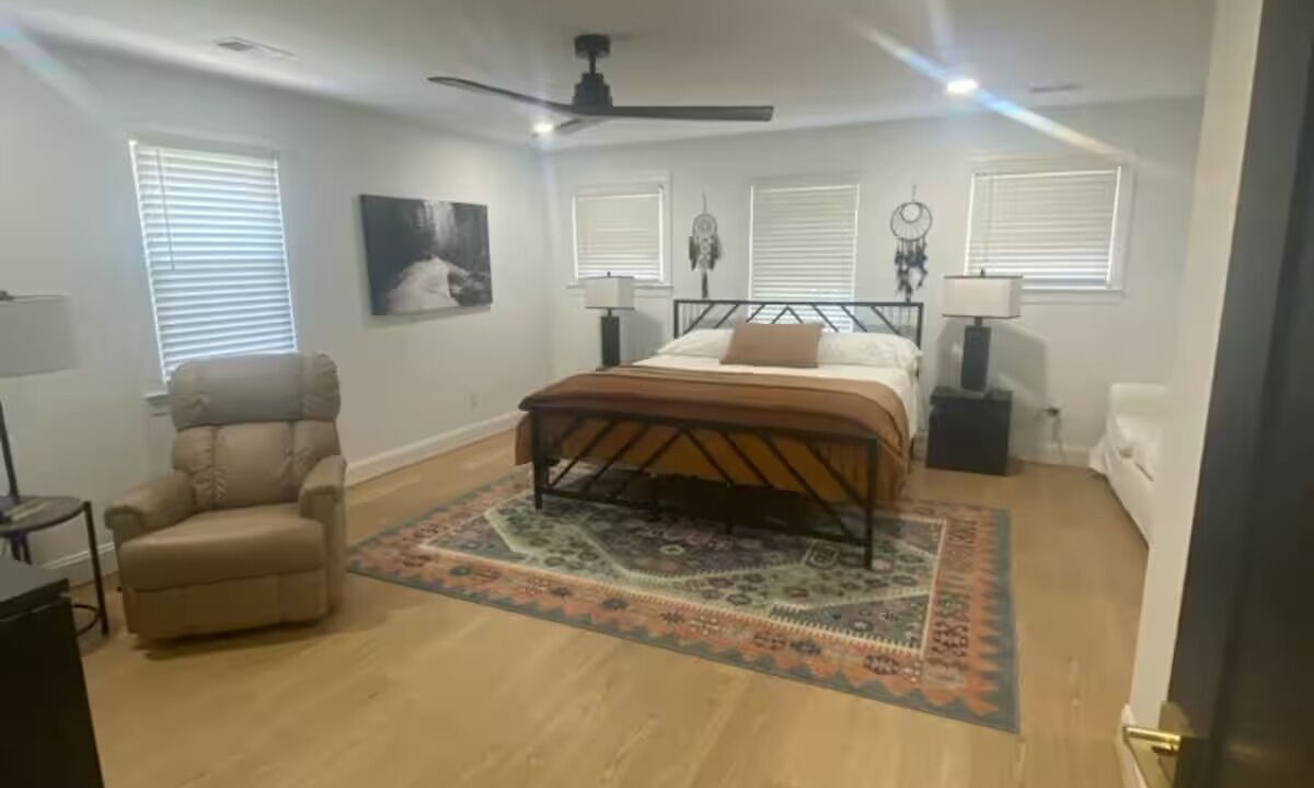 Photo of Bedroom in Jonesville