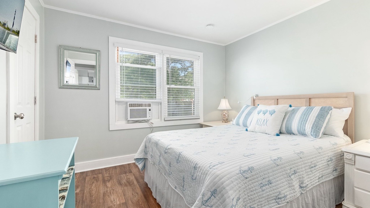 Photo of Bedroom in Harkers Island