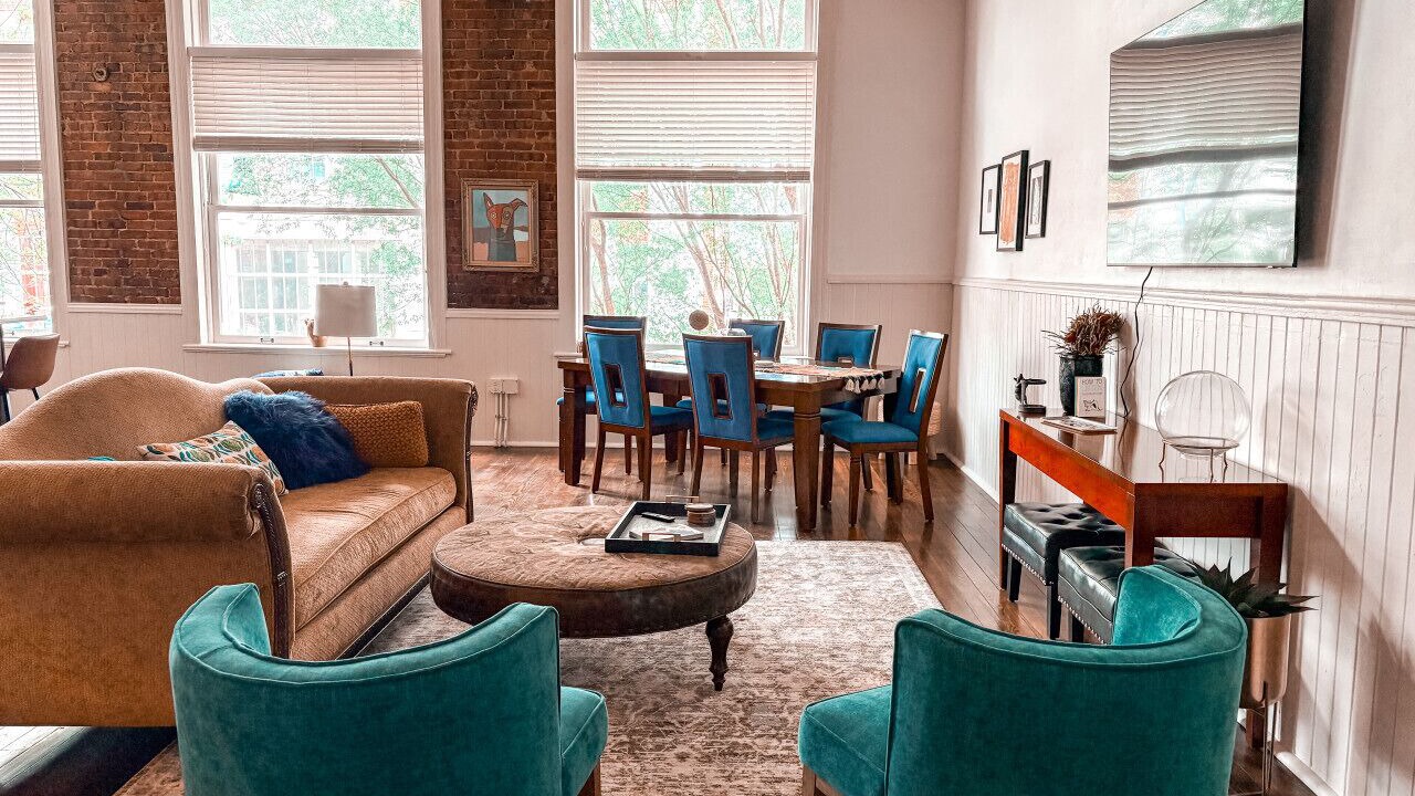 Photo of Livingroom in Downtown Greensboro