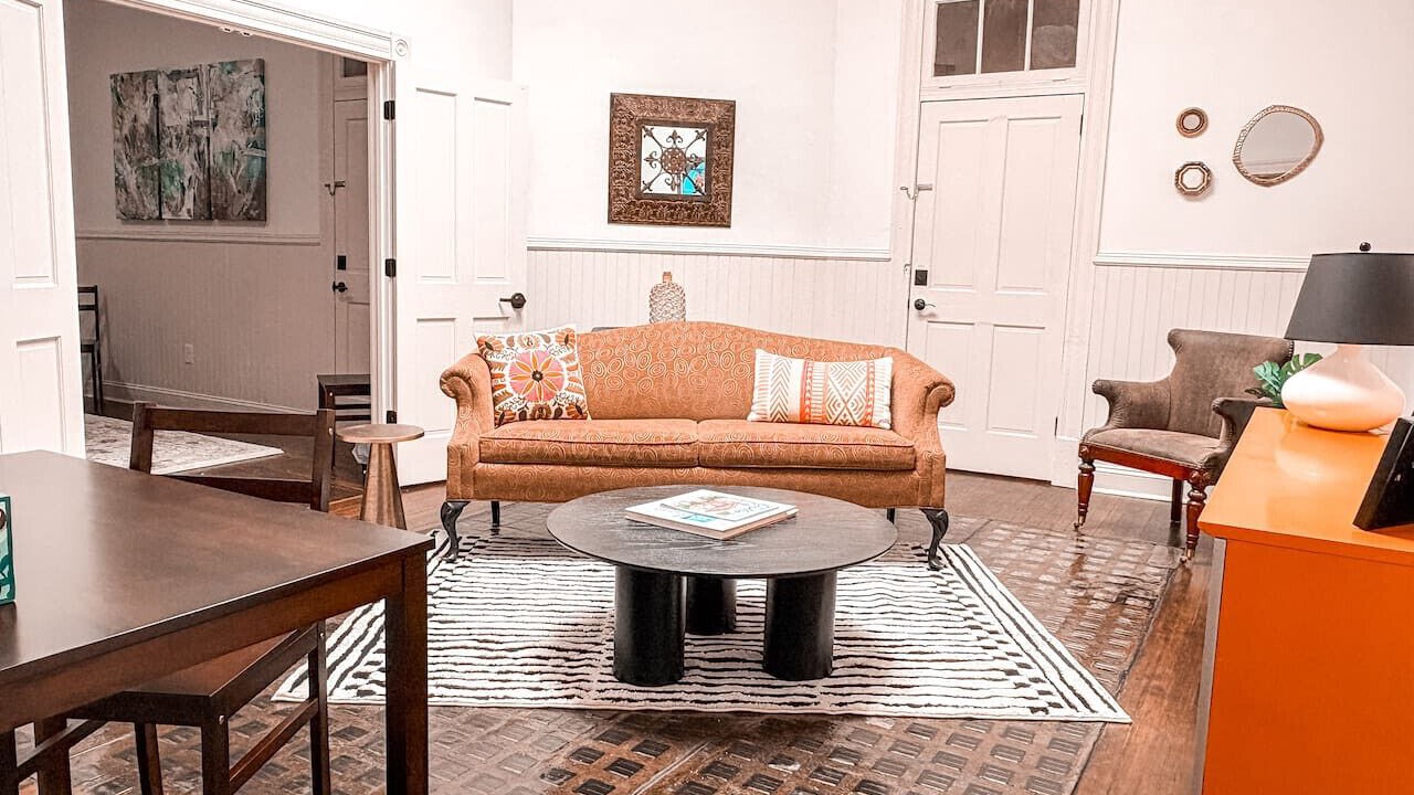 Photo of Livingroom in Downtown Greensboro