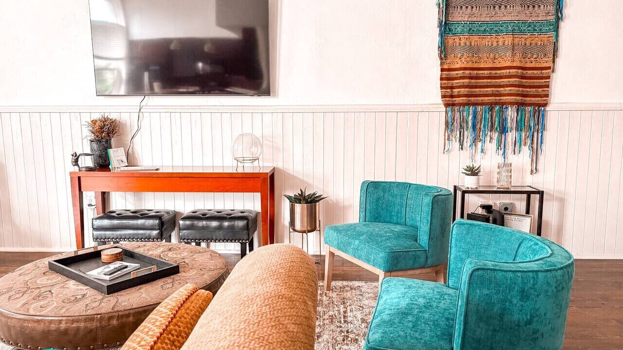 Photo of Livingroom in Downtown Greensboro