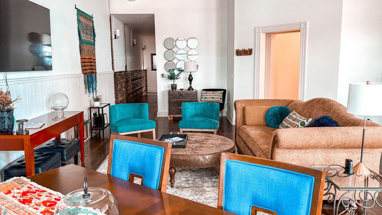 Photo of Livingroom in Downtown Greensboro