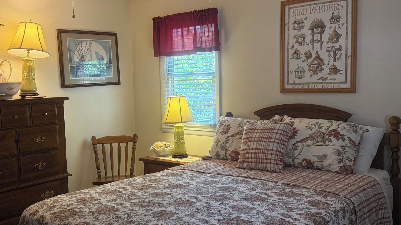 Photo of Bedroom in Newland