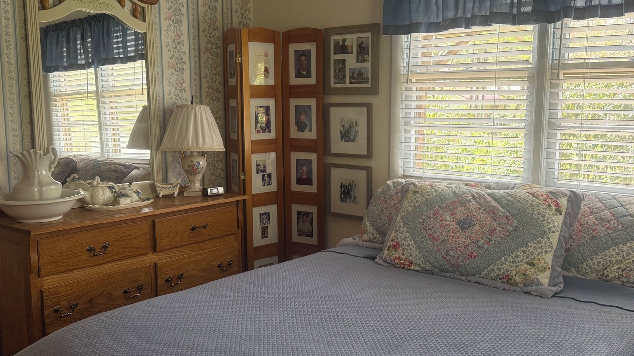 Photo of Bedroom in Newland