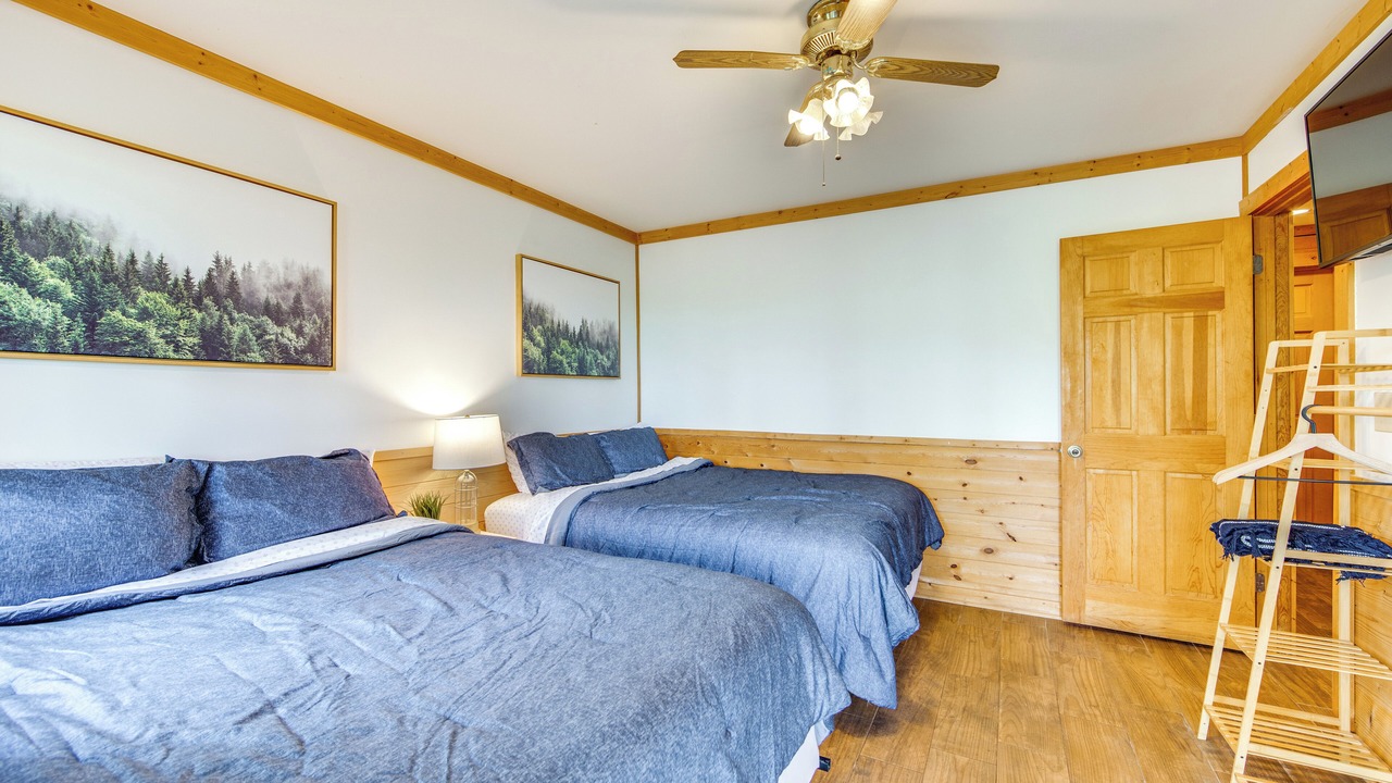 Photo of Bedroom in Balsam
