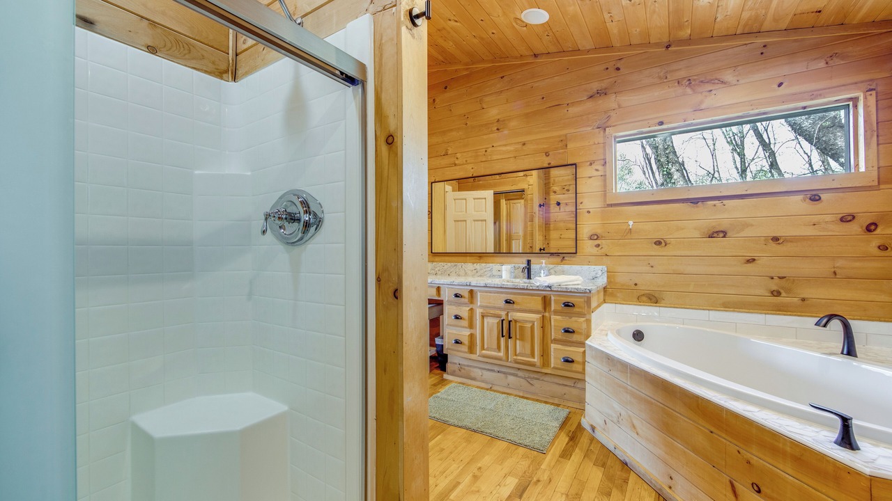 Photo of Bathroom in Balsam