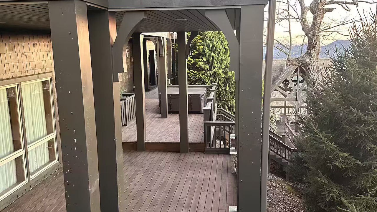 Photo of Patio Balcony in Sapphire