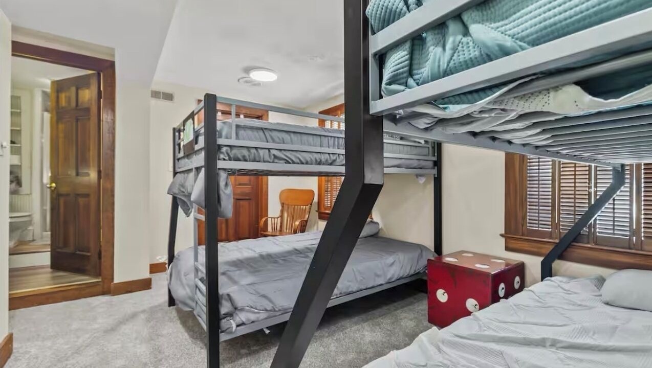 Photo of Bedroom in Oriental