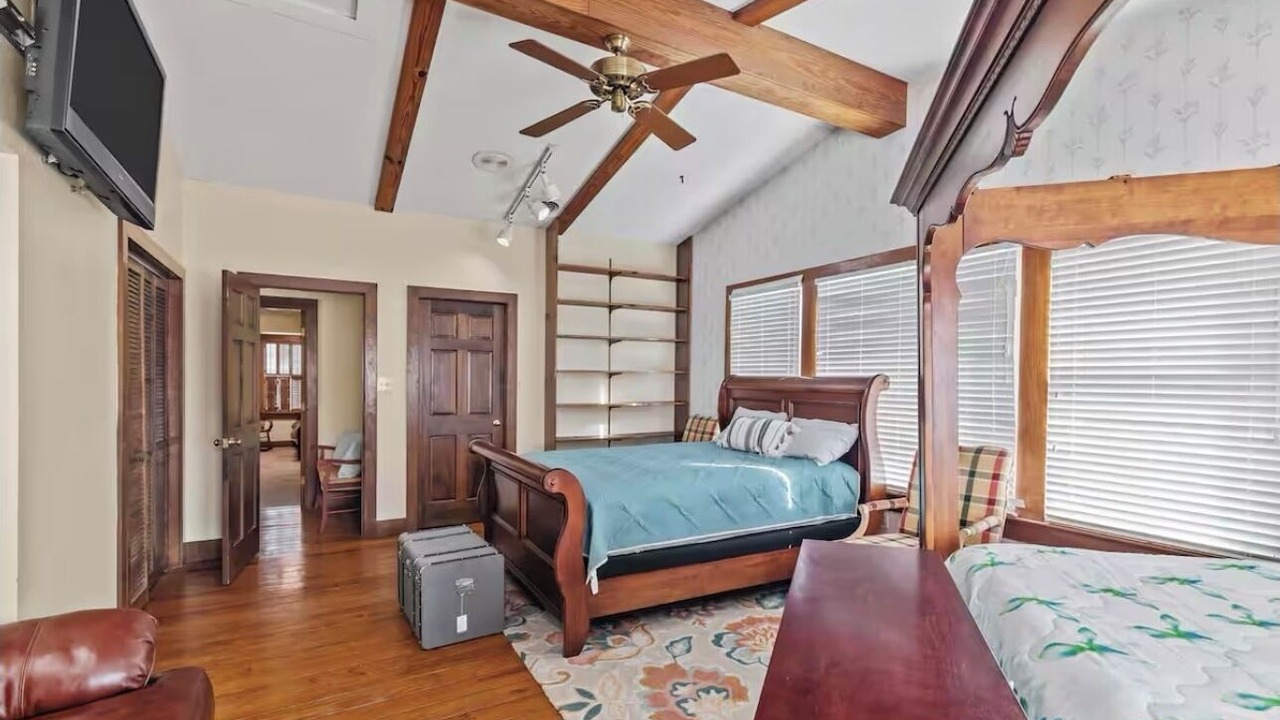 Photo of Bedroom in Oriental