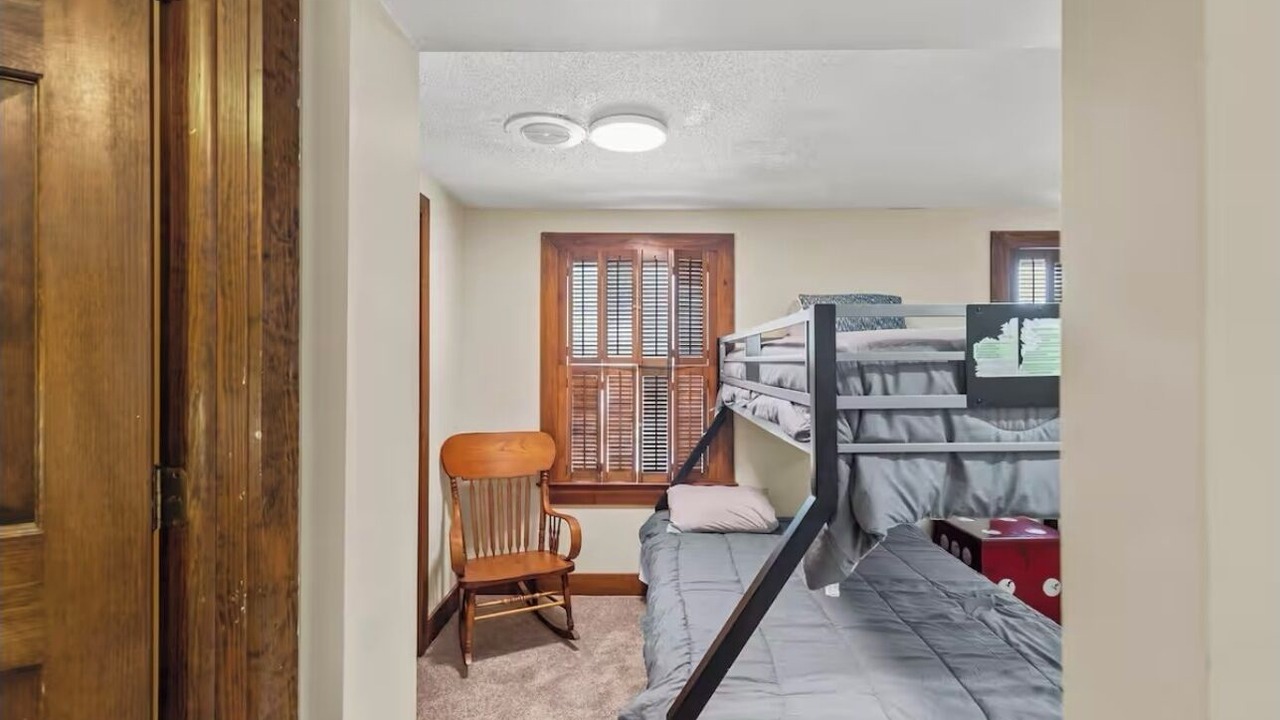 Photo of Bedroom in Oriental
