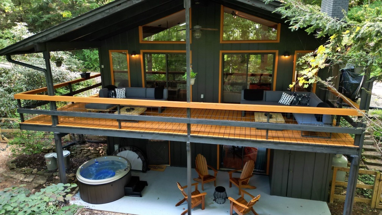 Photo of Patio Balcony in Maggie Valley