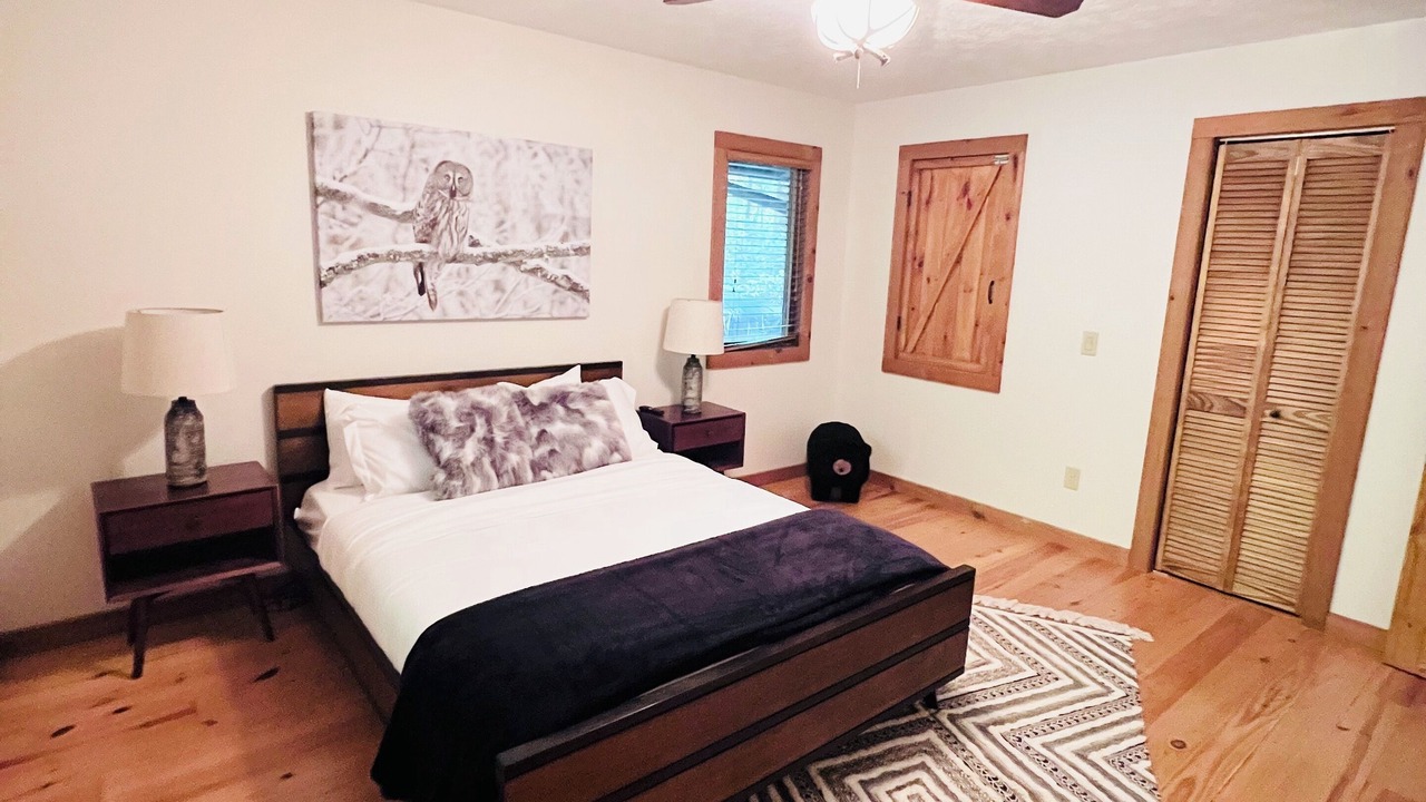 Photo of Bedroom in Maggie Valley