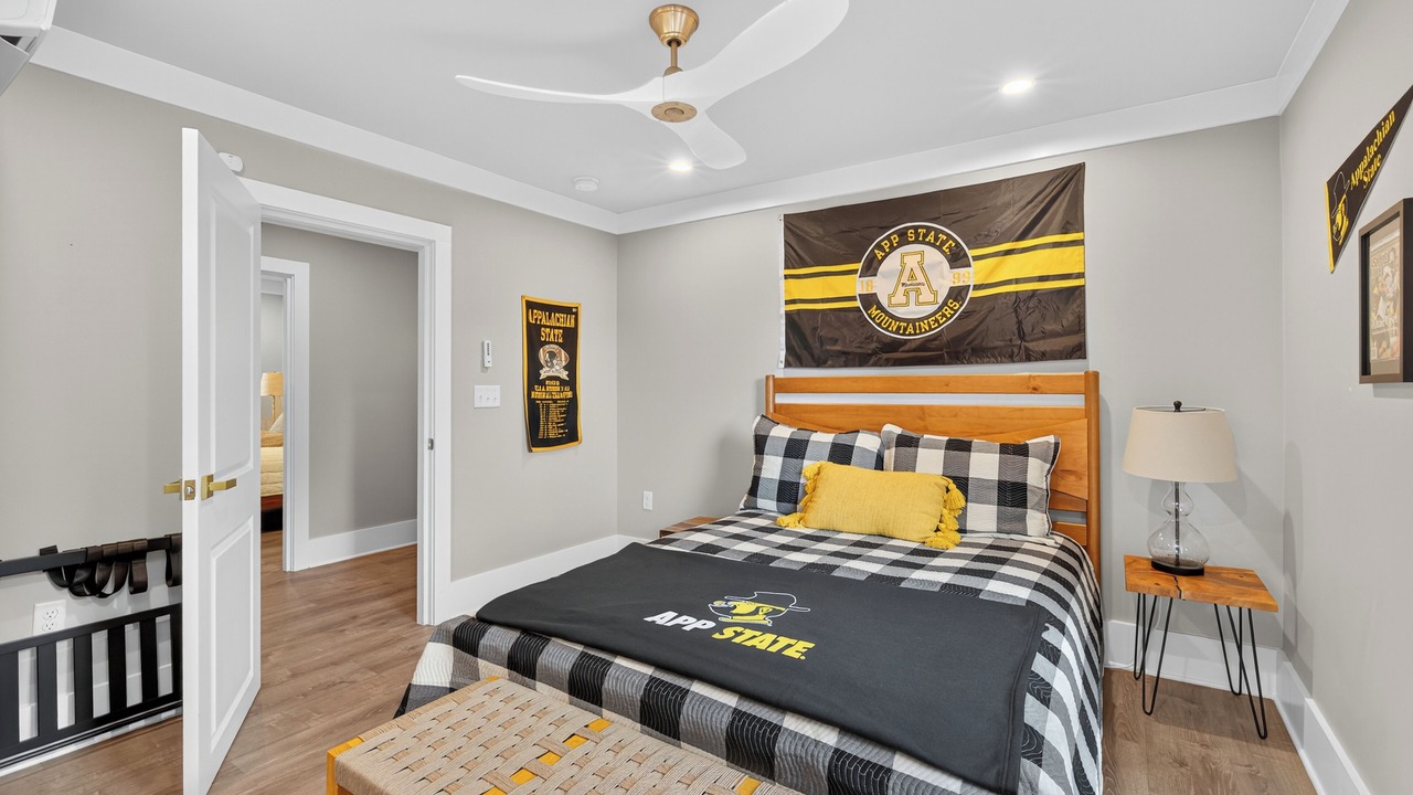 Photo of Bedroom in Blowing Rock