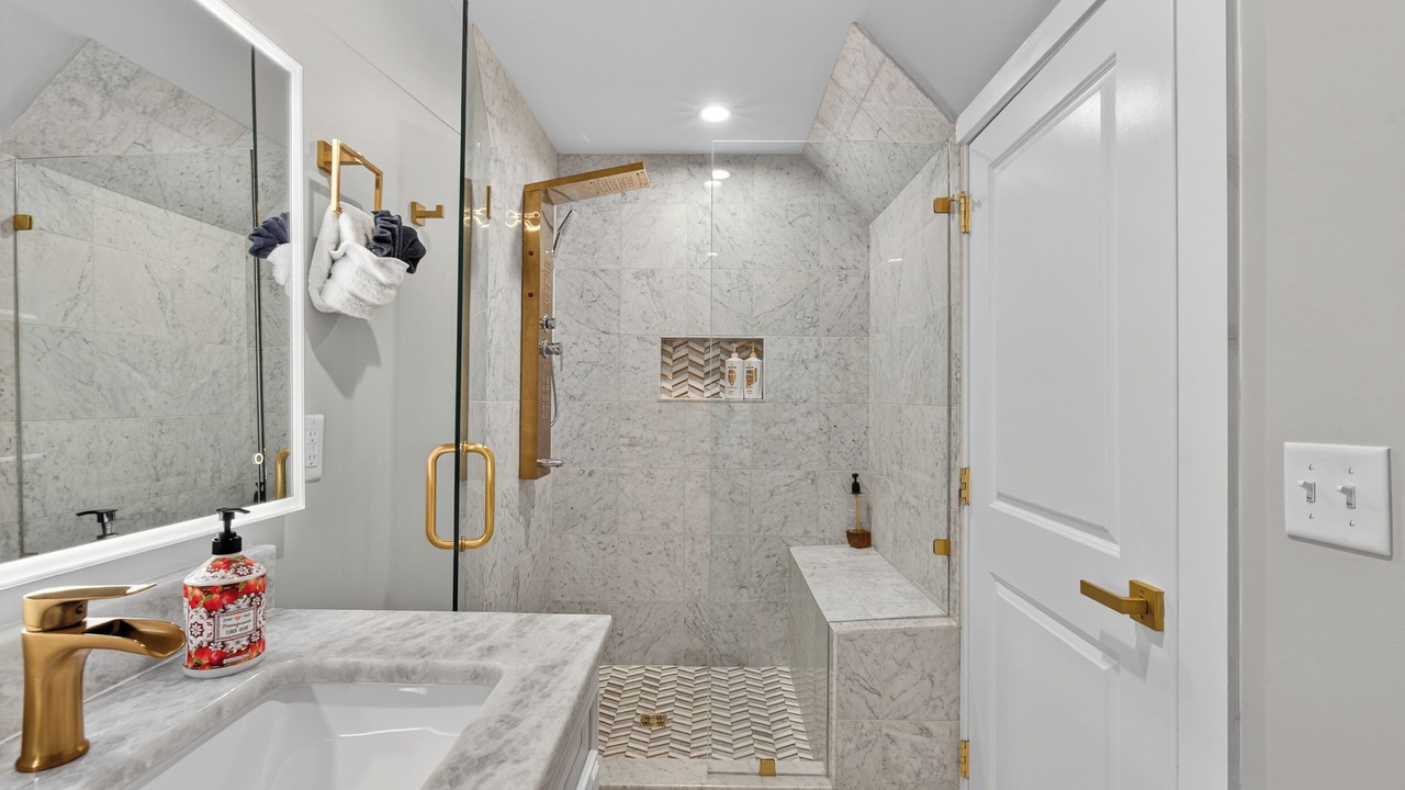 Photo of Bathroom in Blowing Rock