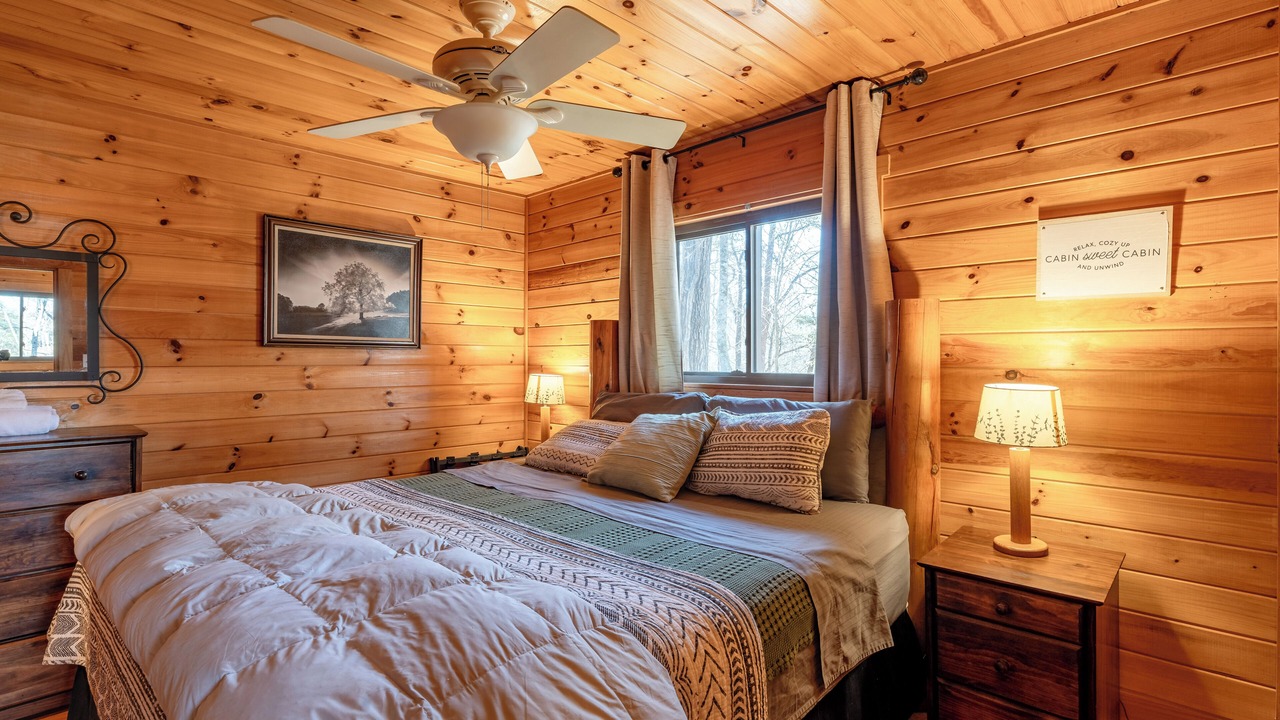 Photo of Bedroom in Bryson City