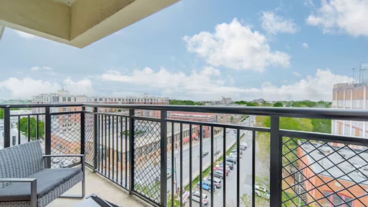Photo of Patio Balcony in Charlotte Center City