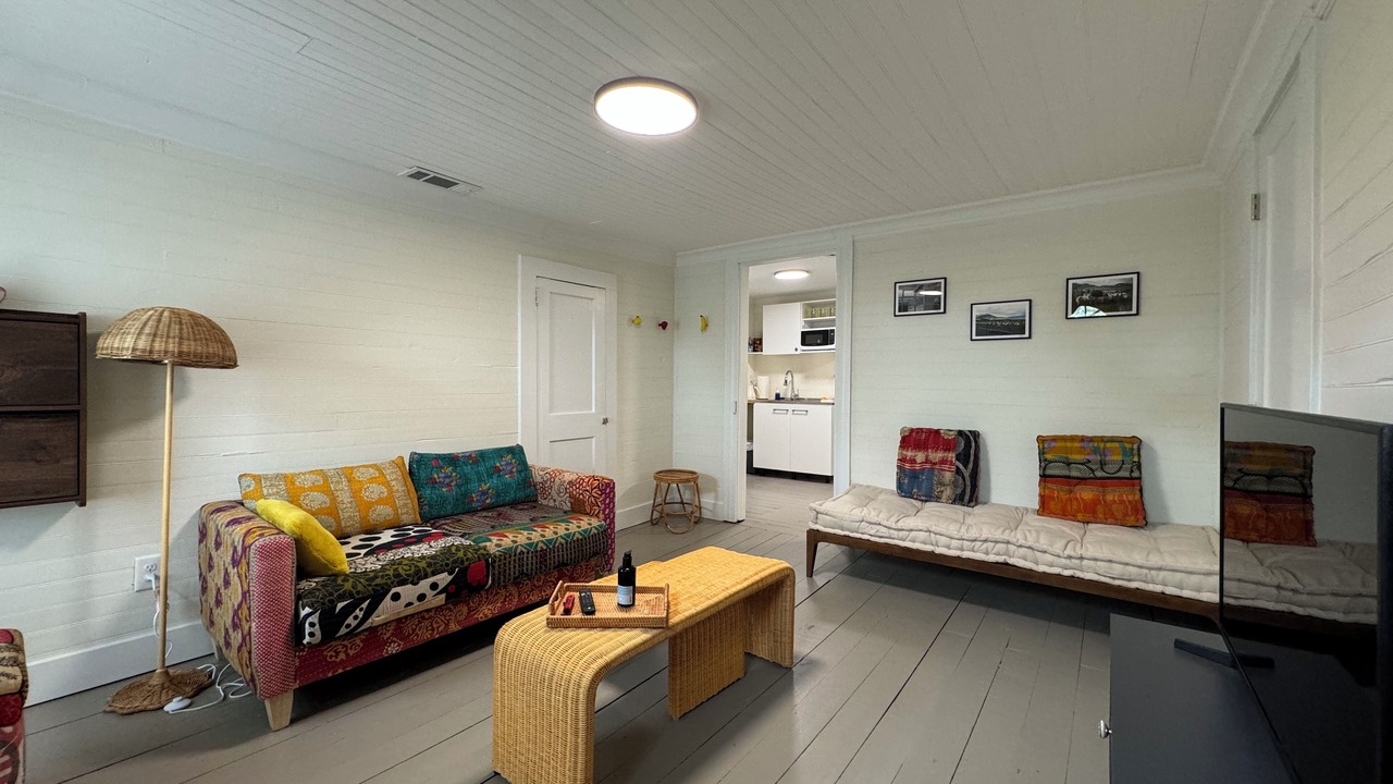 Photo of Livingroom in Newton